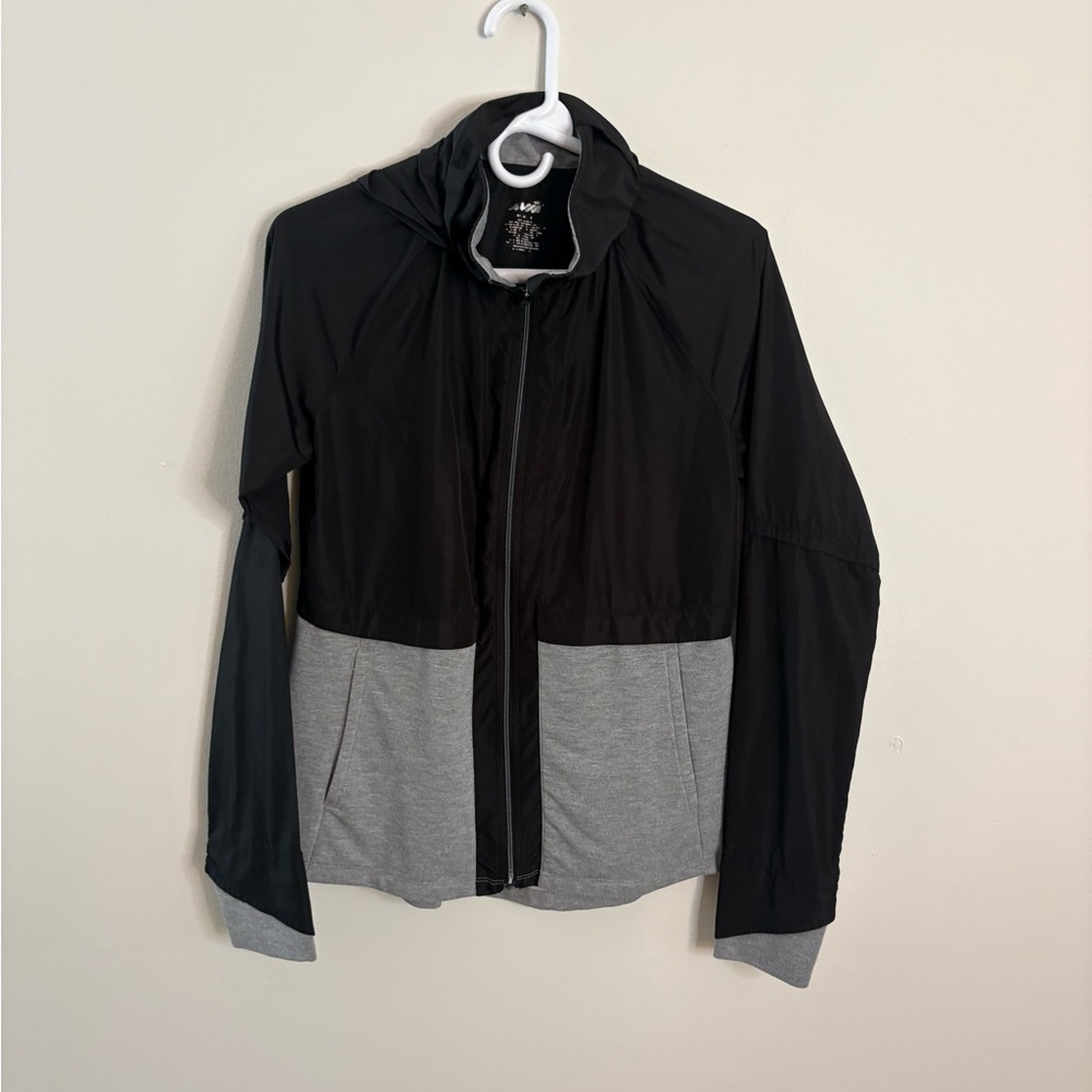 Avia Windbreaker Jacket Black Gray Casual Womens Small Running Top leisure yoga